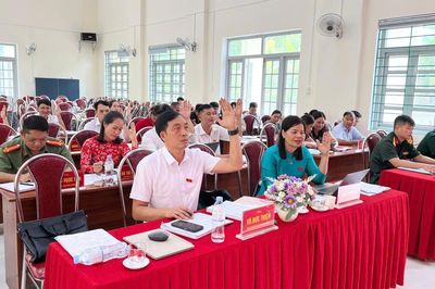 Các địa phương tổ chức kỳ họp thường lệ giữa năm