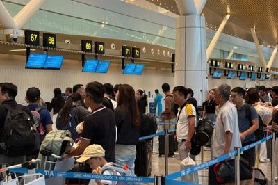 Đi máy bay hè 2026, hành khách được khuyến cáo đến sân bay sớm hơn bình thường vì lý do này