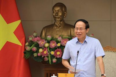 Phó Thủ tướng Lê Tiến Châu: Nghiên cứu cắt giảm những môn học không còn phù hợp