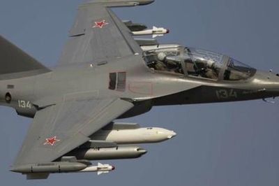 Máy bay Yak-130M Nga thực hiện chuyến bay thử đầu tiên