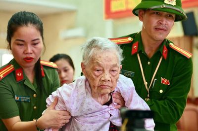 Cận cảnh 'Chiến dịch 500 ngày đêm' tại Nghệ An nối hy vọng tìm lại tên liệt sĩ