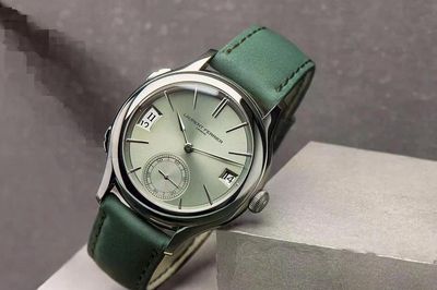 Những chiếc đồng hồ đang làm chủ xu hướng: Chọn gam xanh lá đảm bảo cực sang