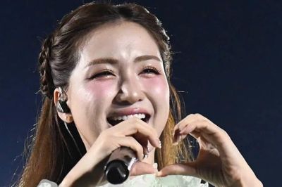 Hòa Minzy, Đông Hùng, Võ Hạ Trâm làm bùng nổ concert Thanh xuân