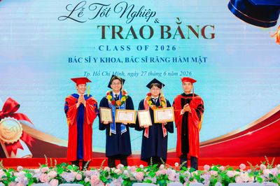 Khóa Bác sĩ Y khoa đầu tiên của Trường ĐH Quốc tế Hồng Bàng tốt nghiệp