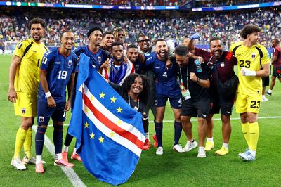 Khoảnh khắc ăn mừng của các cầu thủ Cape Verde