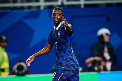 Dembele ghi hat-trick nhanh thứ hai lịch sử World Cup