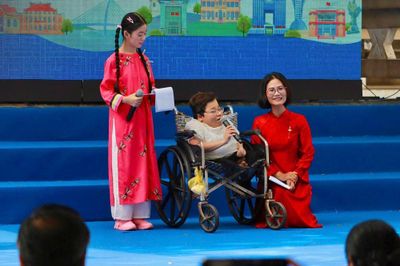 'Cánh én nhỏ' gieo mầm đọc trên đất thép Củ Chi