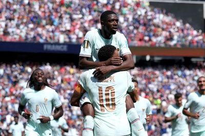 'Gà trống' Pháp gáy vang tại Boston sau hat-trick của Dembele