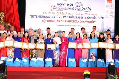 TPHCM tuyên dương 168 gia đình hạnh phúc tiêu biểu