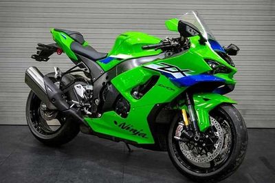 [GALLERY] 'Đập thùng' Kawasaki ZX-10R mới tại Việt Nam, rẻ hơn bản cũ tới tới 216 triệu