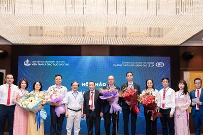 Ra mắt hệ sinh thái 'Trường học 4.0 - Sẵn sàng cho tương lai hạnh phúc'