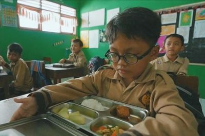 Indonesia cử đội ngũ kiểm toán độc lập giám sát dự án bữa ăn học đường