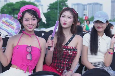 Dàn người đẹp Hoa hậu Việt Nam bùng nổ cảm xúc cùng 20.000 khán giả