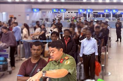 Công an Đồng Nai trục xuất 28 người nước ngoài cư trú, lao động trái phép