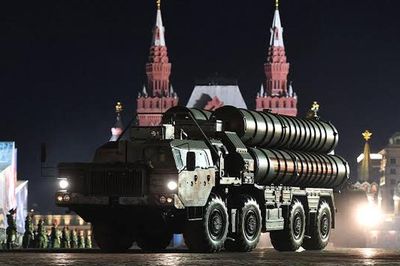 Nga triển khai 'Rồng lửa' S-400 bảo vệ mục tiêu đặc biệt ở Moscow?
