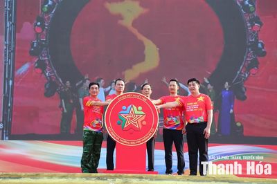 Mít tinh 'Chung một quyết tâm xây dựng xã, phường, đặc khu không ma túy'