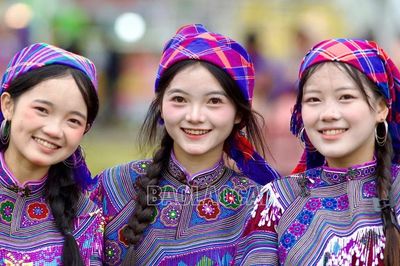 Rực rỡ những 'đóa hoa rừng'