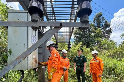 Nguồn sáng xuyên biên giới