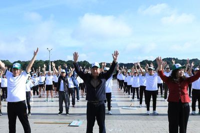 Hơn 2.000 người hưởng ứng ngày hội toàn dân tập luyện thể dục thể thao ở Lâm Đồng