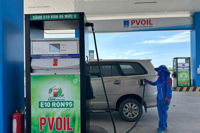 Người dân Hà Tĩnh tích cực đón nhận xăng sinh học E10