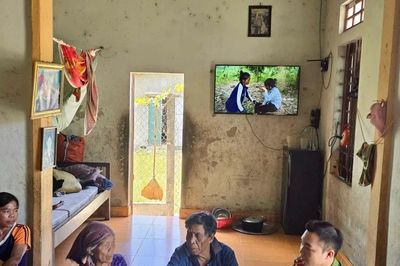 Đến nơi khó khăn để cống hiến sức trẻ…