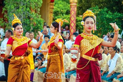 Bảo tồn, khai thác và phát huy giá trị văn hóa dân gian cho phát triển du lịch