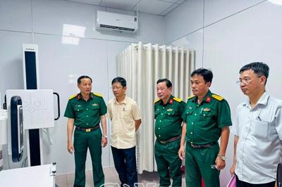 Bộ Y tế khảo sát hoạt động khám, chữa bệnh tại Bệnh viện Quân Dân y Bạc Liêu