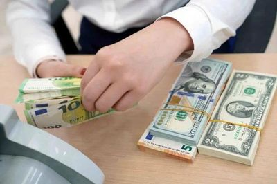 Người dân, doanh nghiệp cần làm gì khi nghi ngờ ngoại tệ giả?