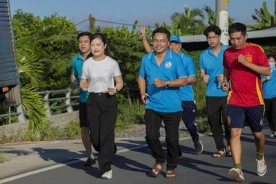 Công an xã Hưng Long hưởng ứng Giải chạy 'Chung một quyết tâm xây dựng xã, phường không ma túy'