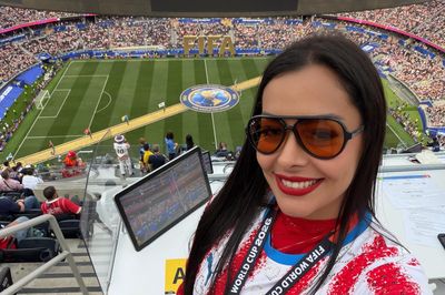 Mỹ nhân từng 'gây bão' truyền thông tại World Cup 16 năm trước giờ ra sao?
