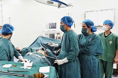 Đau bụng đi khám, cô gái 18 tuổi bất ngờ phát hiện mang thai hơn 4 tháng và mắc viêm ruột thừa cấp