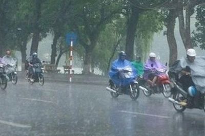 Bắc bộ mưa giông rải rác, nắng nhẹ, Trung bộ nắng nóng kéo dài hết tháng 6