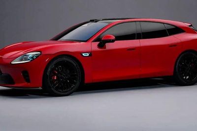 Chiếc ô tô có khoang lái như phi công với giá 7 xe máy Honda SH