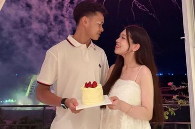 5 năm bên nhau của Bùi Vĩ Hào và vợ hot girl