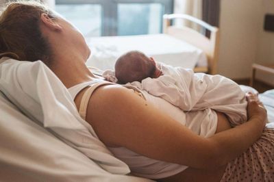4 dưỡng chất phụ nữ sau sinh cần bổ sung để nhanh hồi phục