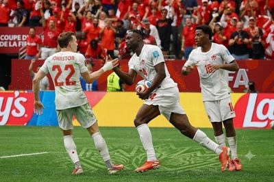 Siêu máy tính dự đoán kết quả trận Nam Phi vs Canada