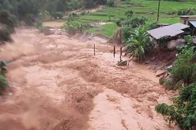 Các tỉnh miền núi Bắc Bộ mưa lớn, miền Trung nắng gắt