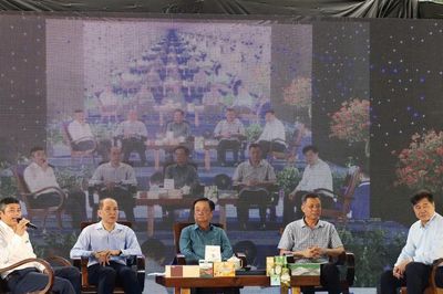 Tọa đàm người nông dân chuyên nghiệp trong kỷ nguyên mới tại Sơn La