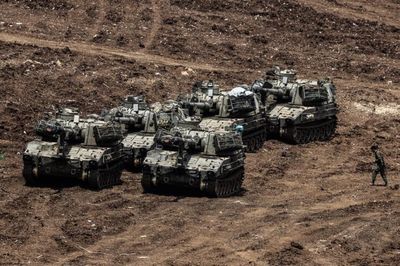Quân đội Israel bước đầu rút quân khỏi miền Nam Lebanon, Hezbollah cảnh báo về thỏa thuận khung mới