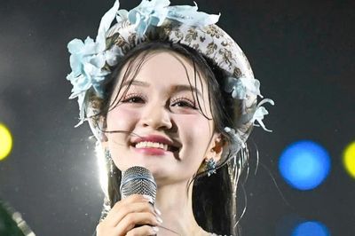Hai ca sĩ nhí khuấy động 20.000 khán giả ở concert Thanh xuân
