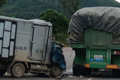 Vợ tử vong, chồng bị thương nặng khi đi giao bún lúc rạng sáng