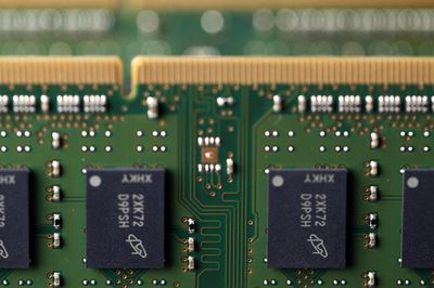 Khủng hoảng hiện sinh của những công ty không phải Apple, Microsoft