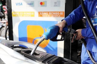 Giá xăng dầu hôm nay 28/6: Thế giới giảm mạnh