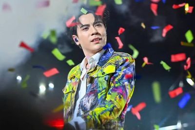 Quang Hùng MasterD, Hòa Minzy biểu diễn trước hơn 20.000 khán giả tại concert Thanh Xuân