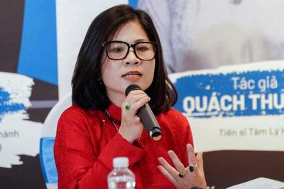Giữ nếp nhà trong thời đại số