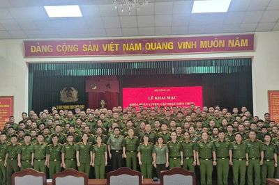Nâng cao kỹ năng tác chiến phòng thủ dân sự cho Công an cơ sở