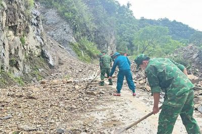 Tập trung khắc phục hậu quả mưa lũ, bảo đảm an toàn sau lũ và tiếp tục theo dõi nguy cơ thiên tai