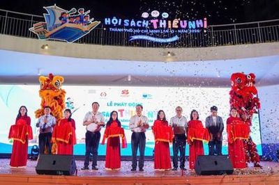 Em vui đọc sách – Hội sách thiếu nhi rộn ràng tại chung cư Sora Gardens, phường Bình Dương