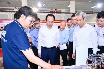 Đại học Bách khoa Hà Nội đưa Việt Nam lên bản đồ Design Factory toàn cầu