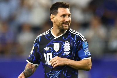 Messi phá kỷ lục gì hôm nay?
